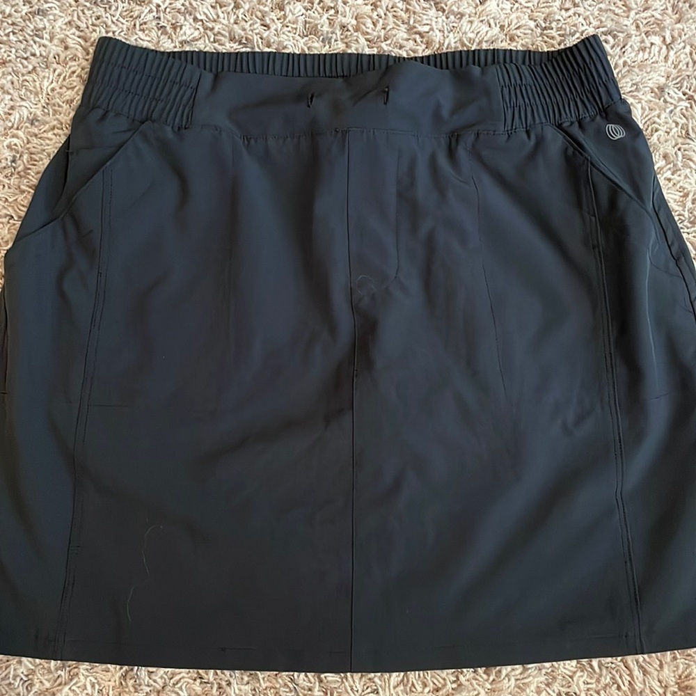BALANCE COLLECTION - Small Skirt